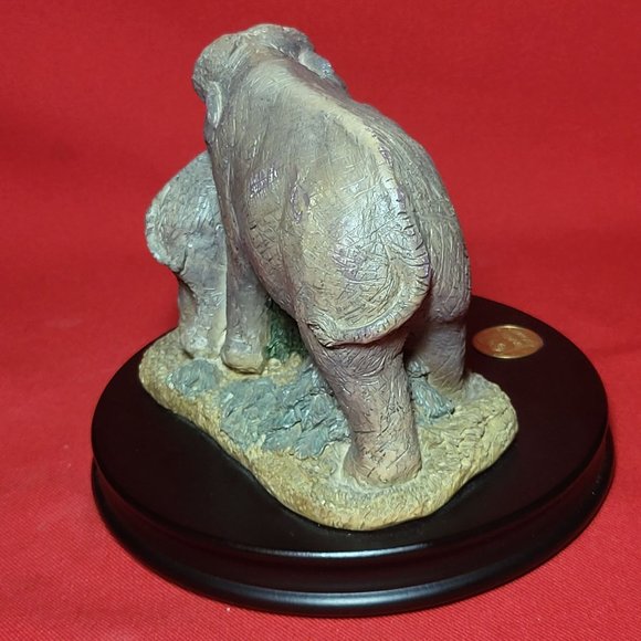 Earth Home Indian Elephant Mother and Calf Figurine on Wood Base - Picture 14 of 14